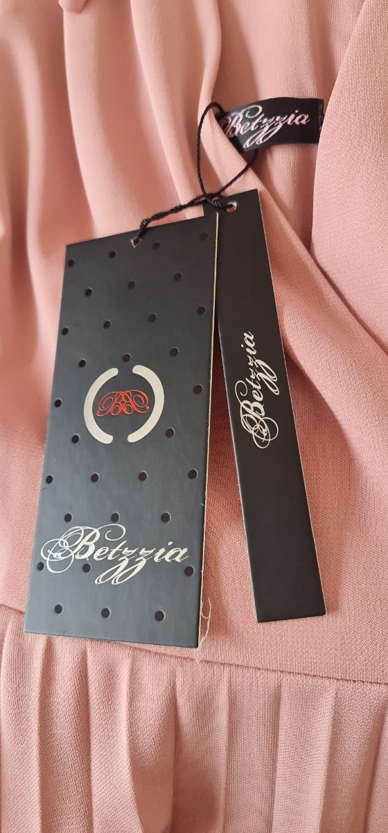 Vestido largo plisado rosa