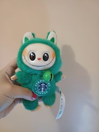 Peluche Lafufu Starbucks