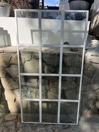 Ventana aluminio.