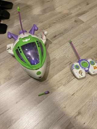 Astronave Buzz Lightyear Toy Story Radiocomamdata