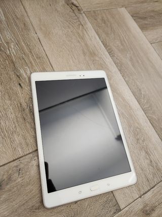 Samsung Galaxy Tab A blanca