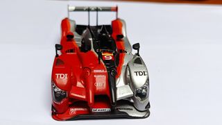Audi R15 TDI 2010 Bernhard Winner Le Mans 1:43 
