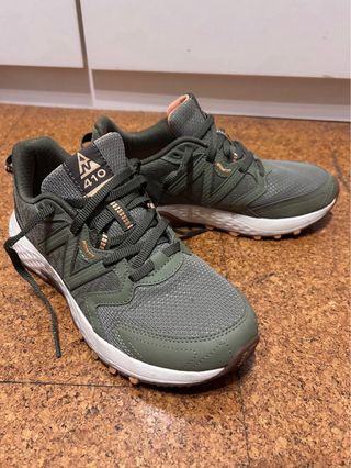 Zapatillas New Balance 410 v7 - Verde Oliva