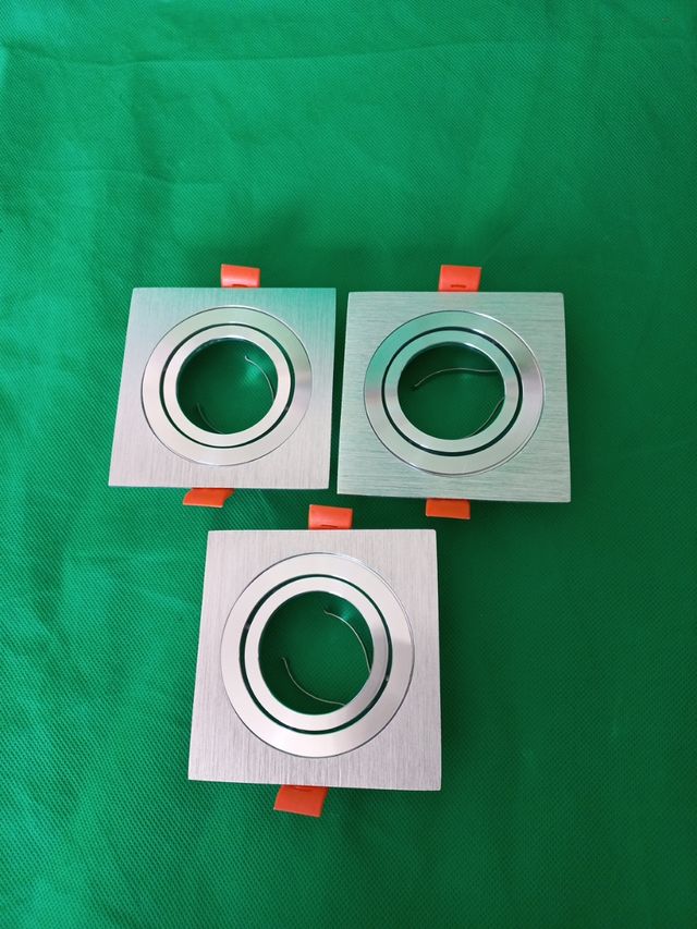 3 Focos LED empotrables cuadrados