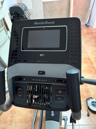 Elíptica Nordtrack Commercial 9.9