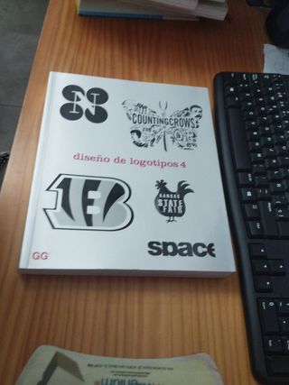 Diseño de Logotipos 4 - Libro