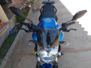 Yamaha FZ6: Filtro K&N, supresor, retrovisores