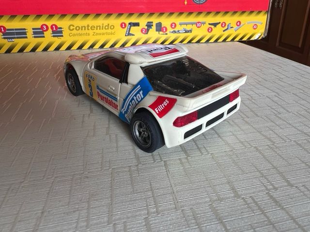Ford RS200 Scalextric