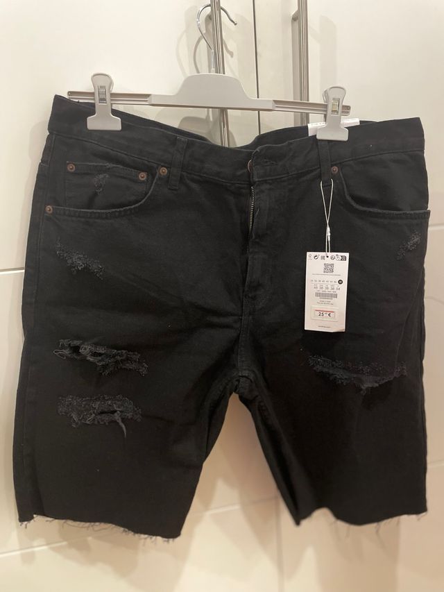 Shorts vaqueros Bershka negros talla 48