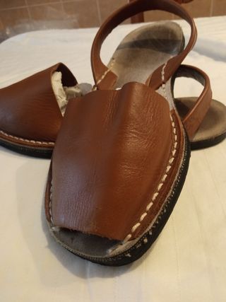 Sandalias Piel Marrón menorquinas