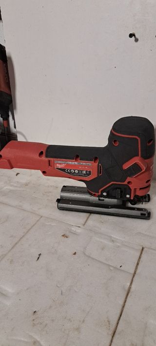 Sierra de calar Milwaukee M18 Fuel