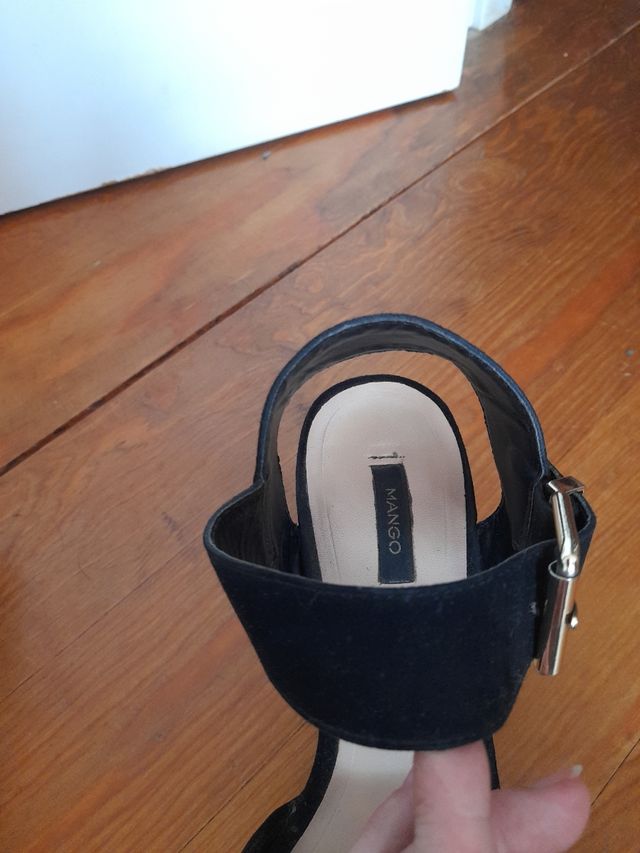 Sandalias Mango plataforma negras 37