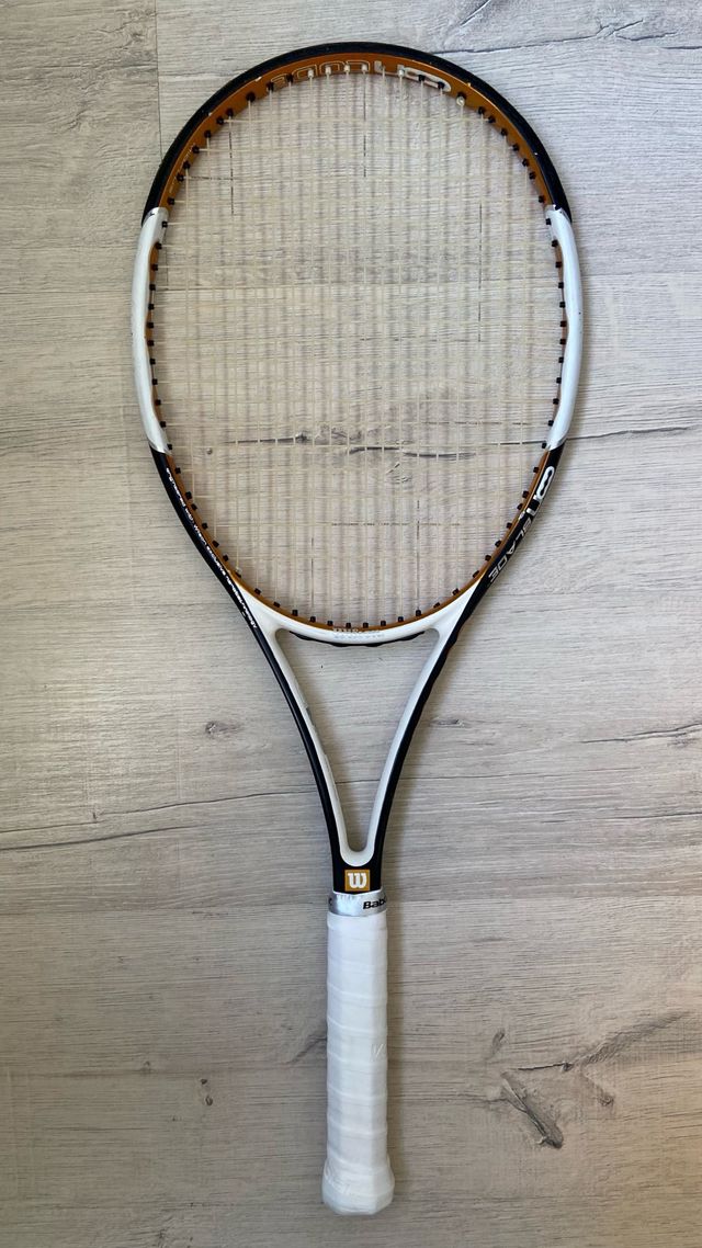 Raqueta de tenis Wilson nBlade 98