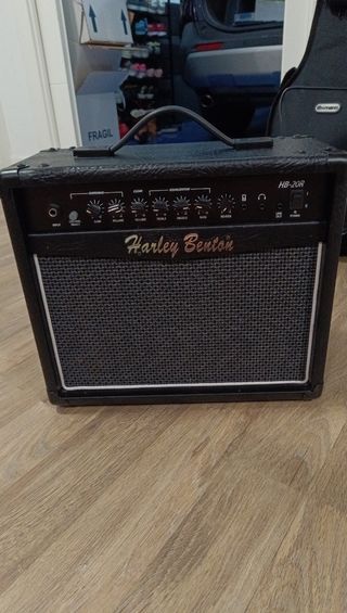 Amplificador Harley Benton HB-20R