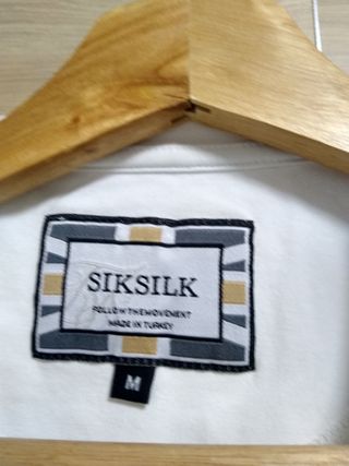 Siksilk - Camiseta blanca talla M