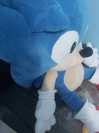 Peluche gigante Sonic 75 cm