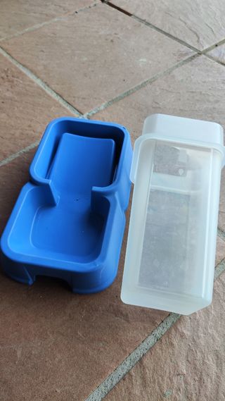 Dispensador agua/comida mascotas