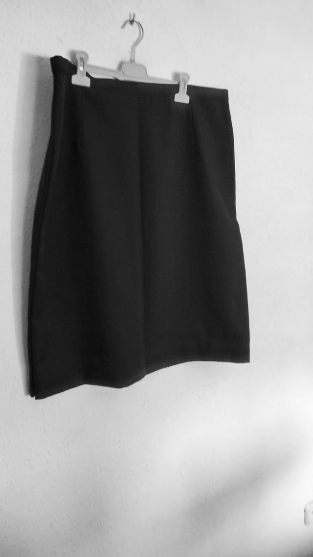 Saia Tubo Preta