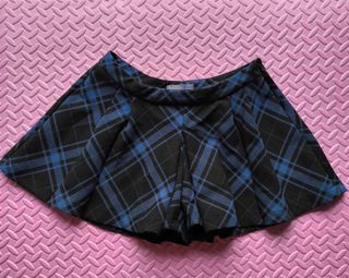 Falda/short escocesa Bershka