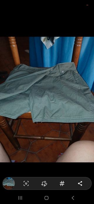 Falda pantalón deportiva verde oliva