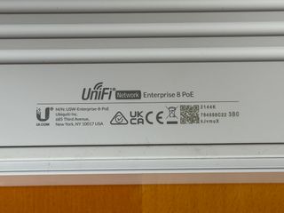 Switch capa 3 UNIFI Enterprise 8 PoE 2.5G