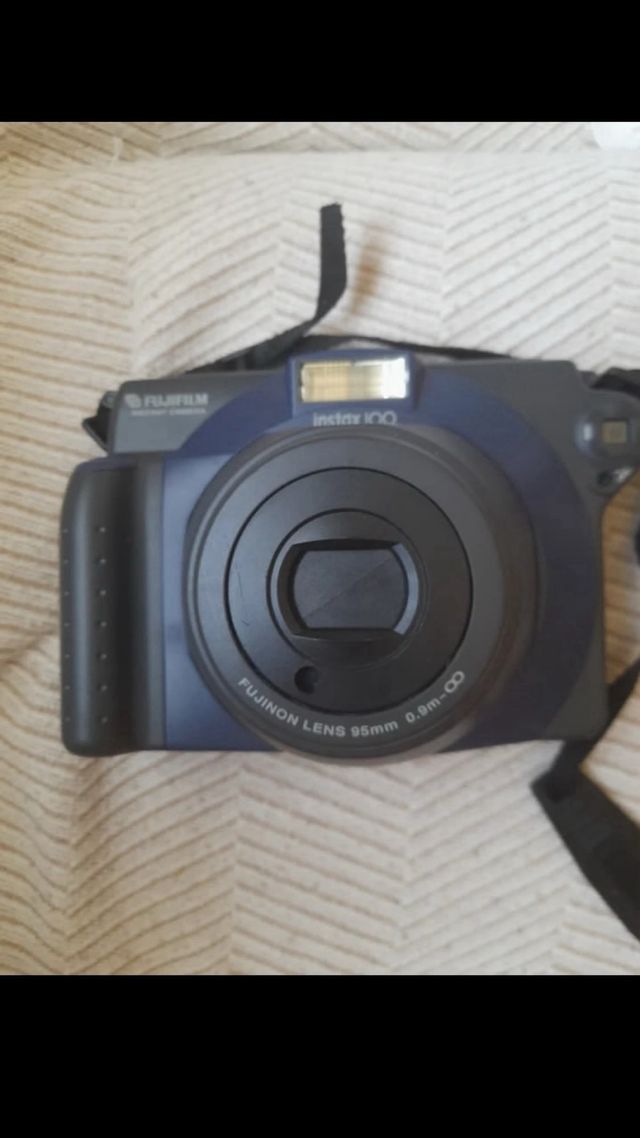 Fujifilm Instax: Cámara instantánea 100
