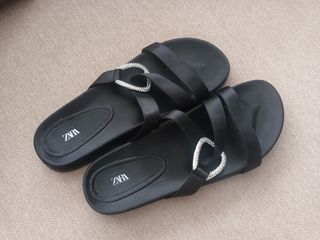 Sandalias Zara negras