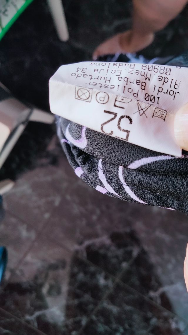 Saia chiffon estampada preto-púrpura