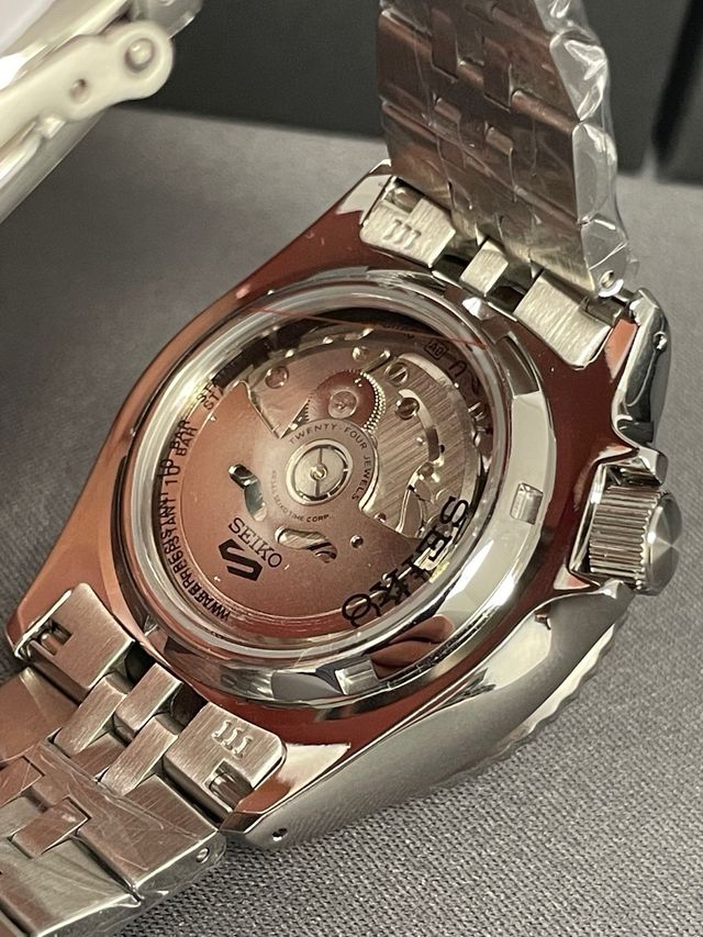 Reloj SEIKO 5 Sport GMT Batman SSK003K1