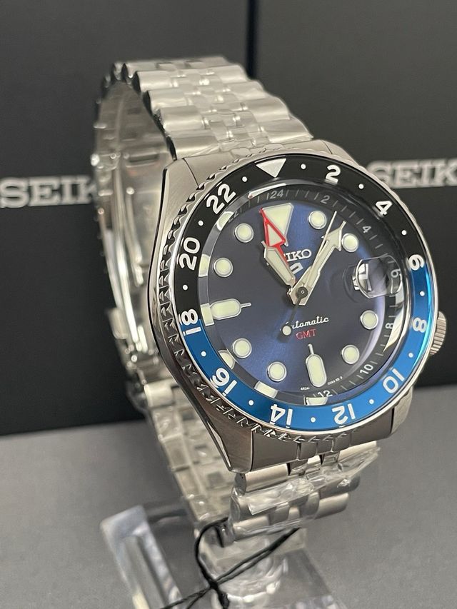 Reloj SEIKO 5 Sport GMT Batman SSK003K1