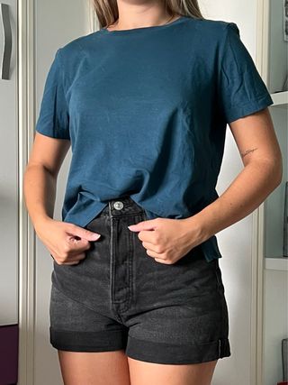 Camiseta azul oscuro