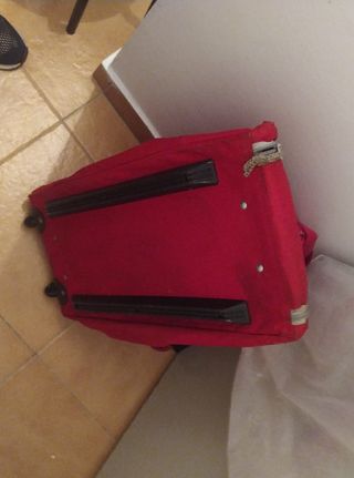 Bolsa viaje roja con ruedas
