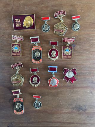 Insignias URSS: 14 piezas