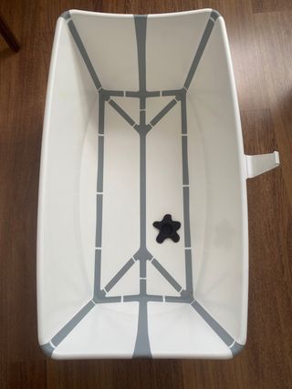 Bañera bebé Stokke plegable.