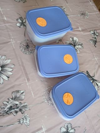 3 Ciotole Tupperware blu e arancioni