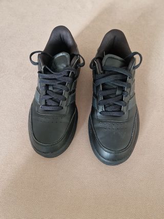 Zapatillas negras Adidas Nuevas