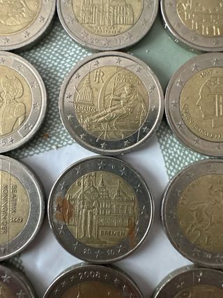 35 Monedas 2 Euros - Colección