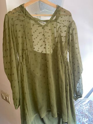 Vestido lunares verde oliva