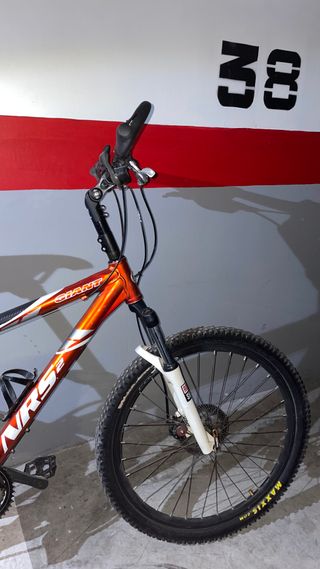 Bicicleta Giant NRS2
