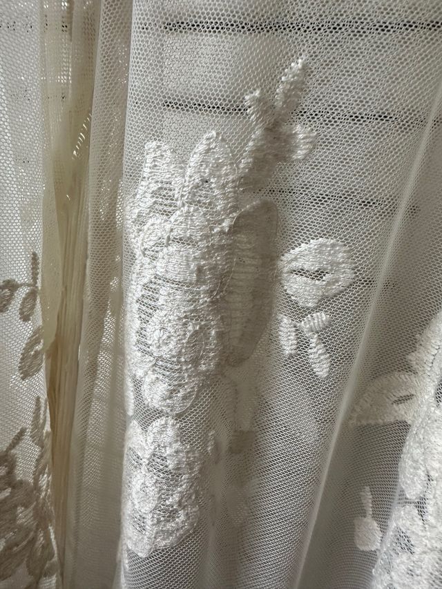 Kimono gasa beige con flecos