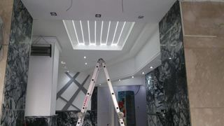 Reparación y equipos eléctricos para el hogar. 