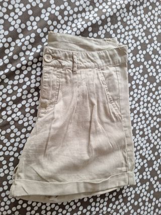 Pantalón corto beige