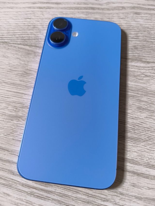 iPhone 16 Plus (128Gb)