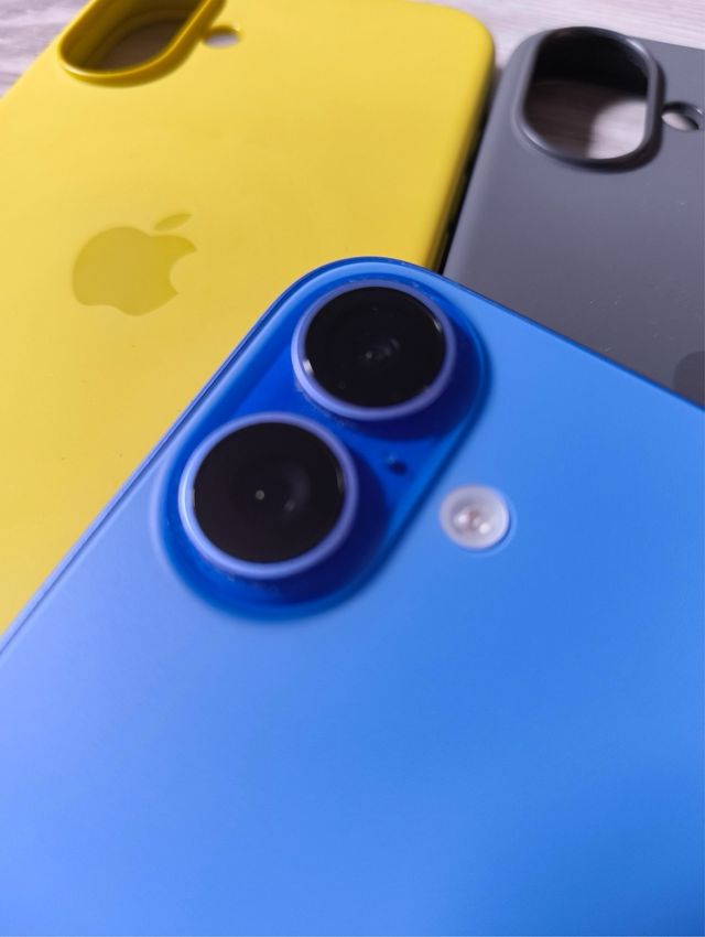 iPhone 16 Plus (128Gb)