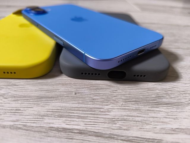 iPhone 16 Plus (128Gb)