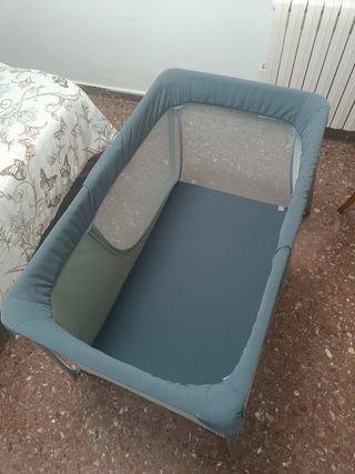 Cuna viaje Bebé BEABA + Colchón a medida