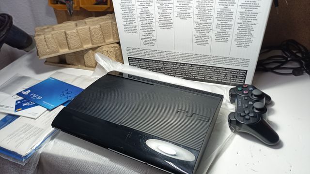 PS3 (PlayStation 3) Superslim Aniversario