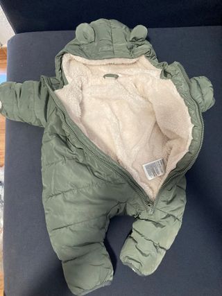 Buzo bebé H&M (0-1m) - Forro polar