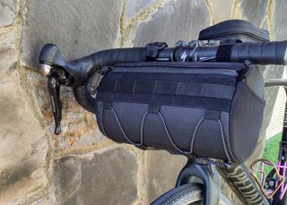 Bolsa manillar tubular Topeak + Bolsa cuadro móvil