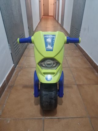Moto correpasillos Juguetos